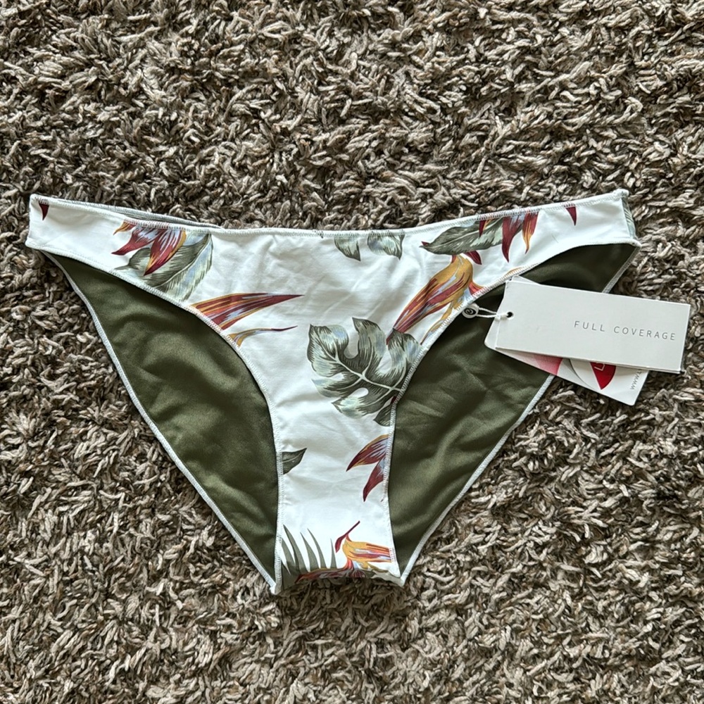NWT Ripcurl Loloma Full Pant
